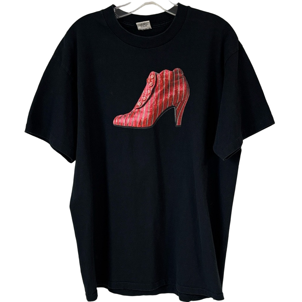Philadelphia Museum of Art Black SS Tee Shirt with Red Schiaparelli Shoes SizeXL